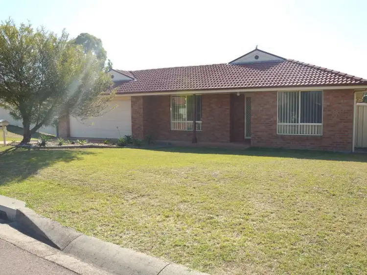 3 James House Close, Singleton NSW 2330