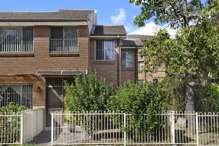 10/2-6 Waterside Crescent, Carramar NSW 2163