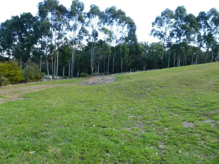 9 The Fairway