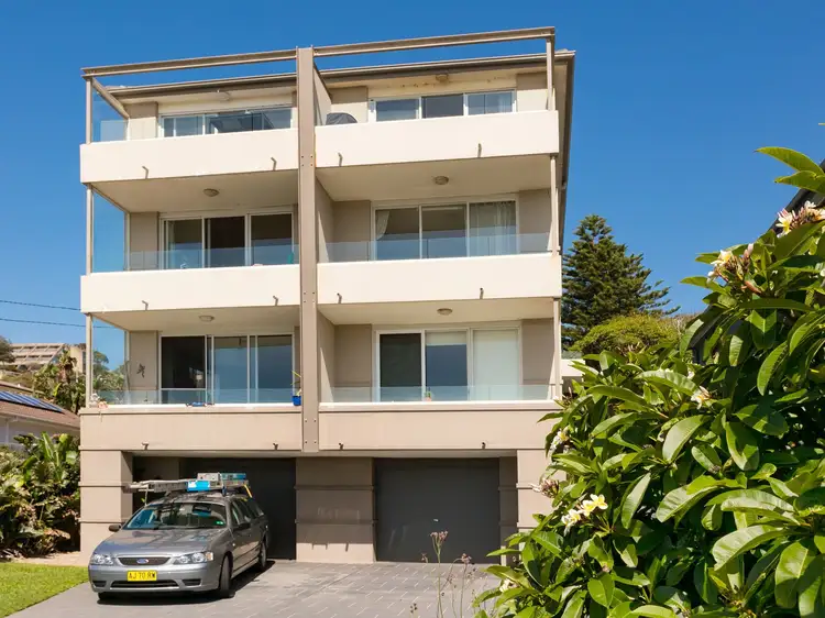 Sixth view of Homely unit listing, 5/64 Carrington Parade, Curl Curl NSW 2096