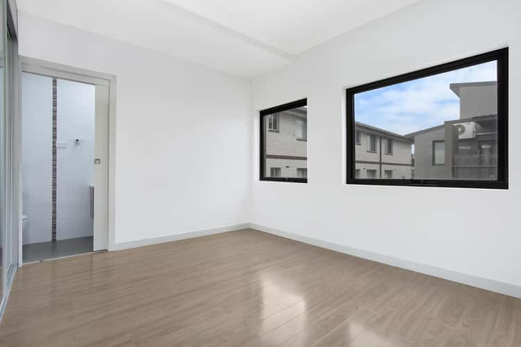 Fourth view of Homely unit listing, 8/72 Hamilton Road, Fairfield NSW 2165