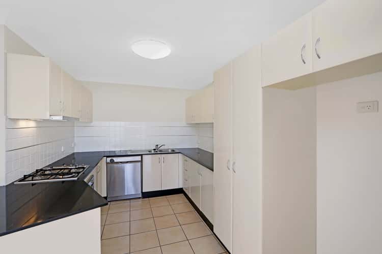 Fourth view of Homely villa listing, 1/160-162 Ocean Parade, Blue Bay NSW 2261
