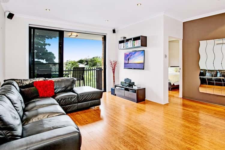 Second view of Homely unit listing, Unit 6/16 Woodlawn Avenue, Mangerton NSW 2500