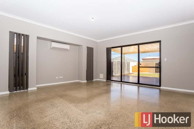 Sixth view of Homely house listing, 136 Macquarie Drive, Australind WA 6233