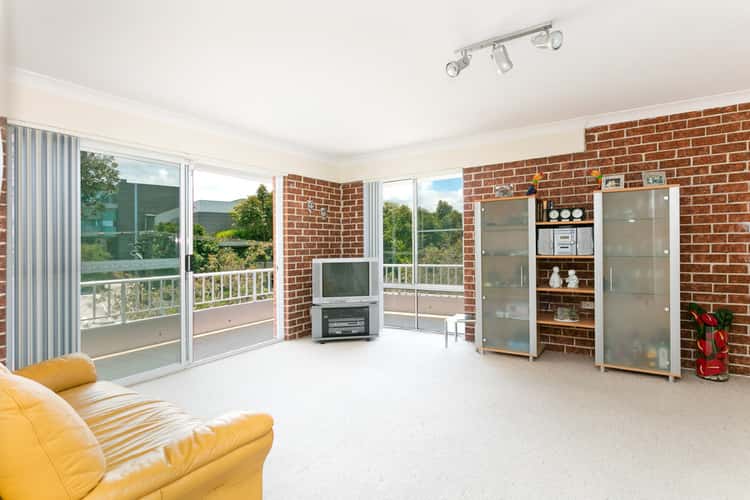 Main view of Homely unit listing, 6/5 Clarence Avenue, Dee Why NSW 2099