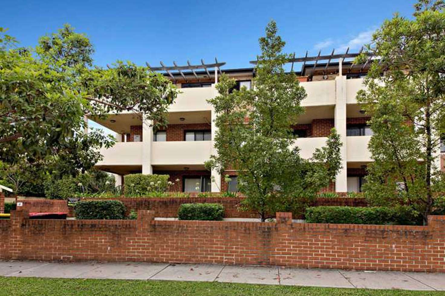 Main view of Homely unit listing, 10/48-50 Courallie Avenue, Homebush West NSW 2140