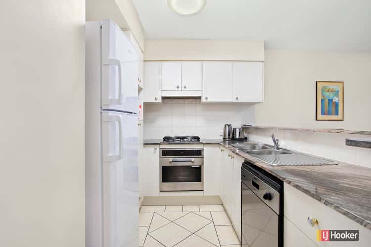 Third view of Homely apartment listing, 31/9 Chasely Street, Auchenflower QLD 4066