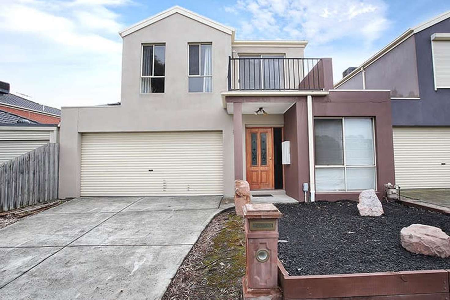 Main view of Homely house listing, 8 Ratcliffe Way, Lynbrook VIC 3975