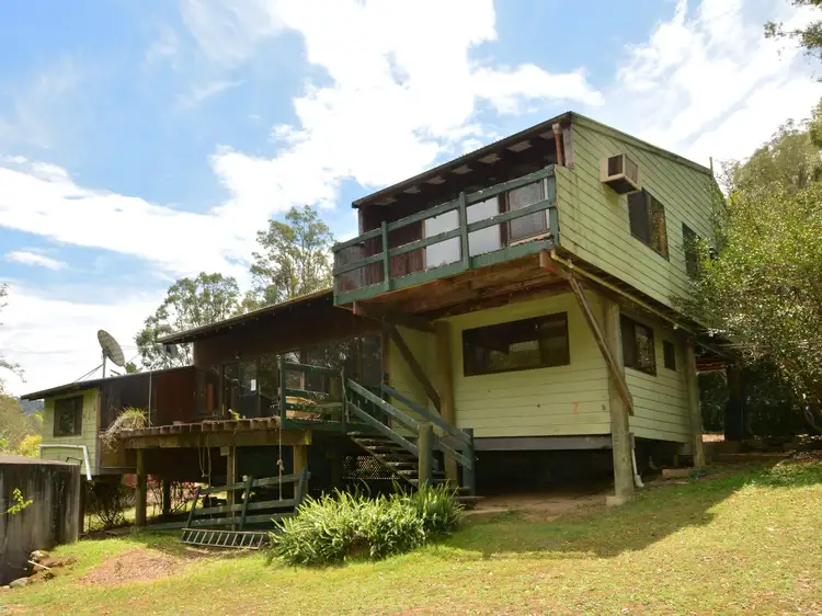 1015 Wollombi Road