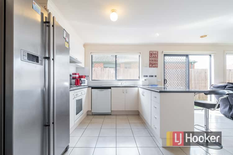 Fifth view of Homely house listing, 10 Sir Thomas Drive, Pakenham VIC 3810