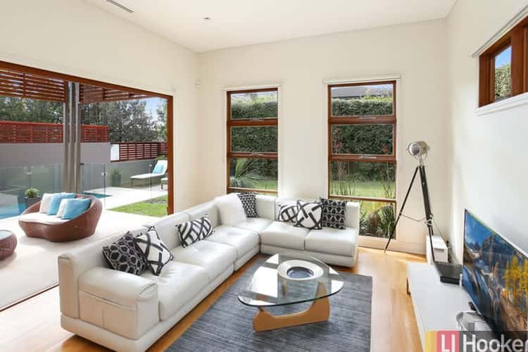 Fifth view of Homely house listing, 15 Raeburn Avenue, Castlecrag NSW 2068