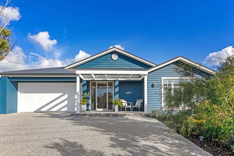 16 Alex Drive, St Andrews Beach VIC 3941