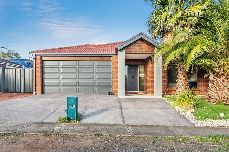 11 Ashburton Avenue, Manor Lakes VIC 3024