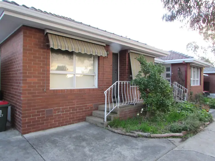 85 Surrey Road
