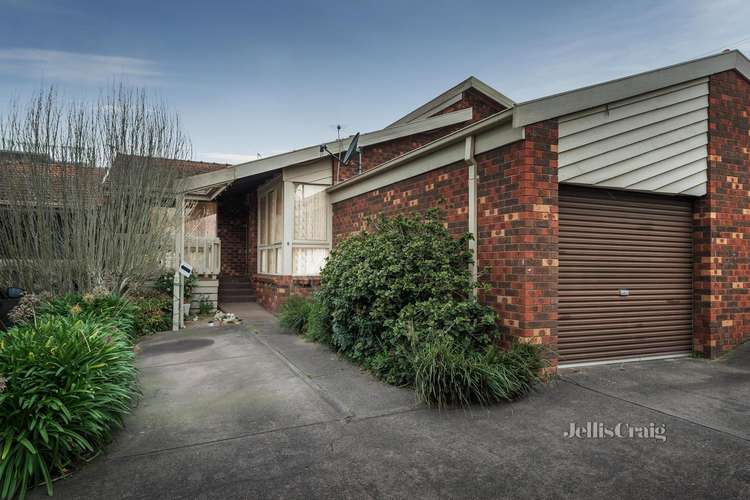 Main view of Homely unit listing, 2/97 Yallambie Road, Macleod VIC 3085