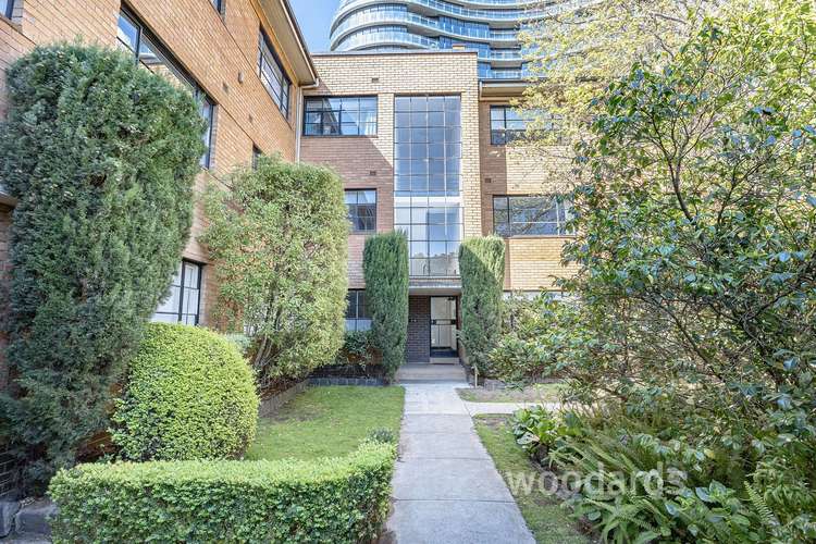 2/59 Queens Road, Melbourne VIC 3004