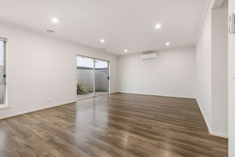 Fourth view of Homely house listing, 9 Mia Street, Alfredton VIC 3350