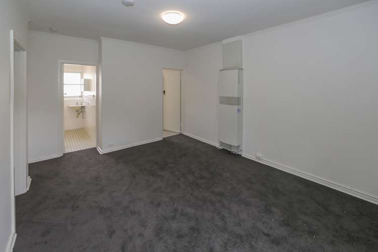 Second view of Homely unit listing, 27/3 Kooyongkoot Road, Hawthorn VIC 3122