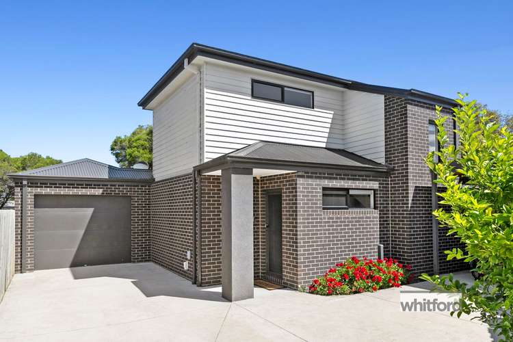 Main view of Homely townhouse listing, 2/25 Vistula Avenue, Bell Park VIC 3215