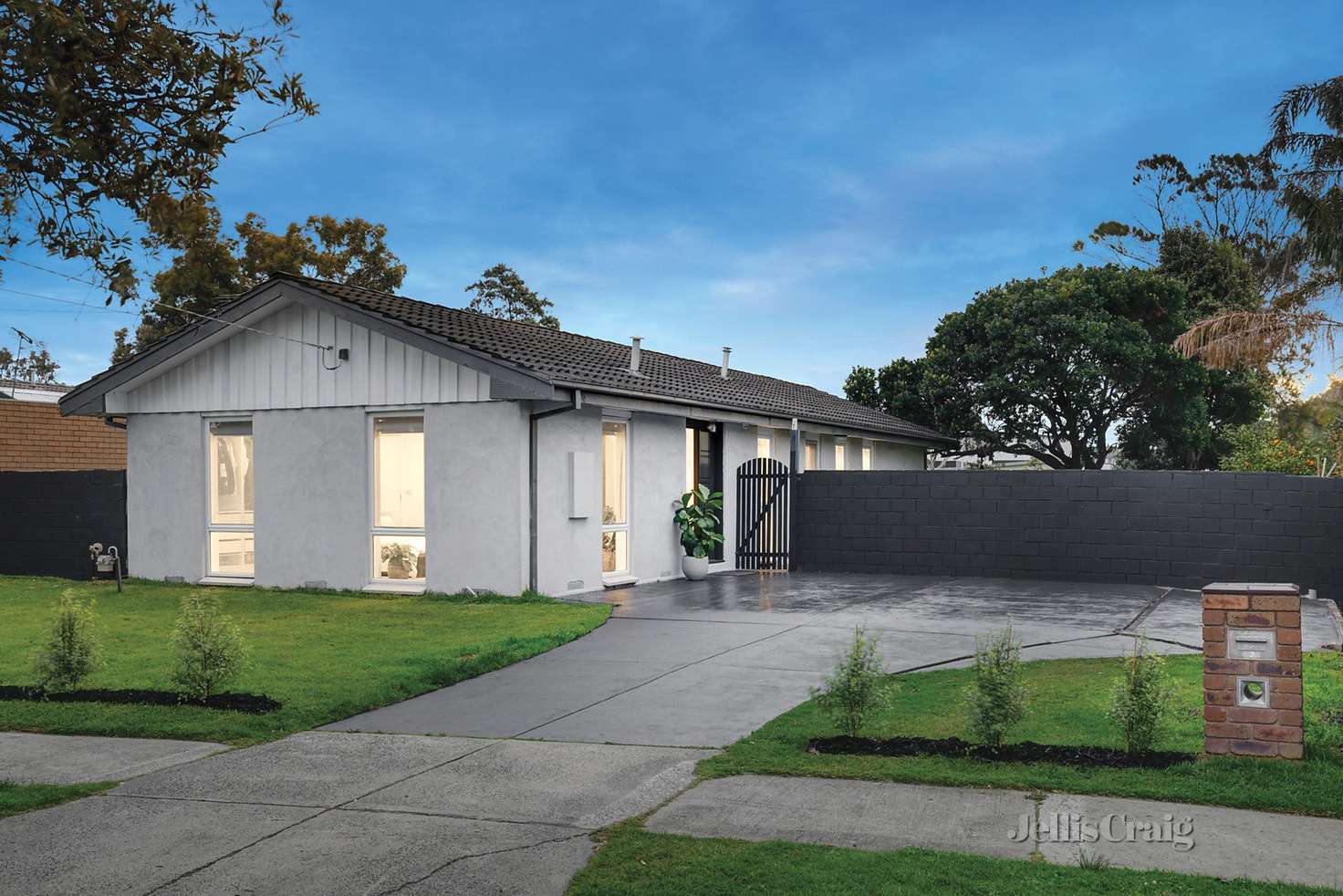 Main view of Homely house listing, 2 Kubis Avenue, Aspendale VIC 3195