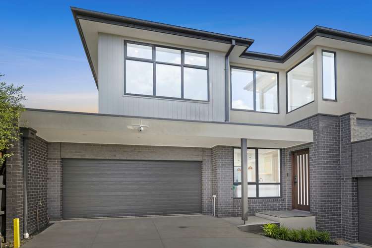 Main view of Homely townhouse listing, 2/8 Harcourt Street, Ashwood VIC 3147