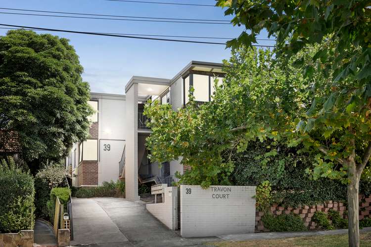 Main view of Homely apartment listing, 4/39 Myrnong Crescent, Ascot Vale VIC 3032