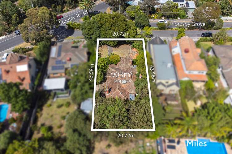 55 Thoresby Grove, Ivanhoe VIC 3079