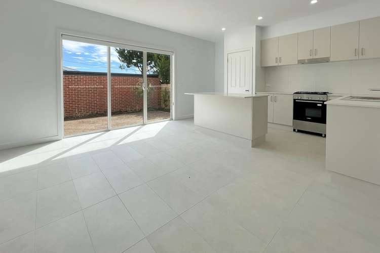 Fourth view of Homely unit listing, 2/5 Lyell Street, Gisborne VIC 3437