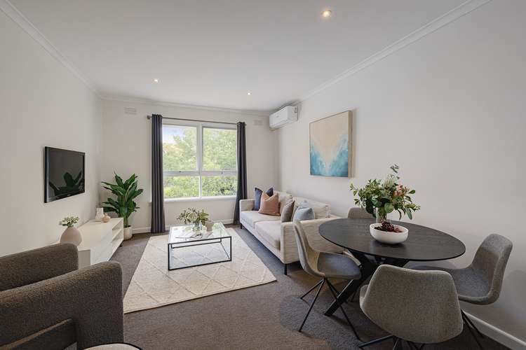 Main view of Homely apartment listing, 5/11 Tiuna Grove, Elwood VIC 3184