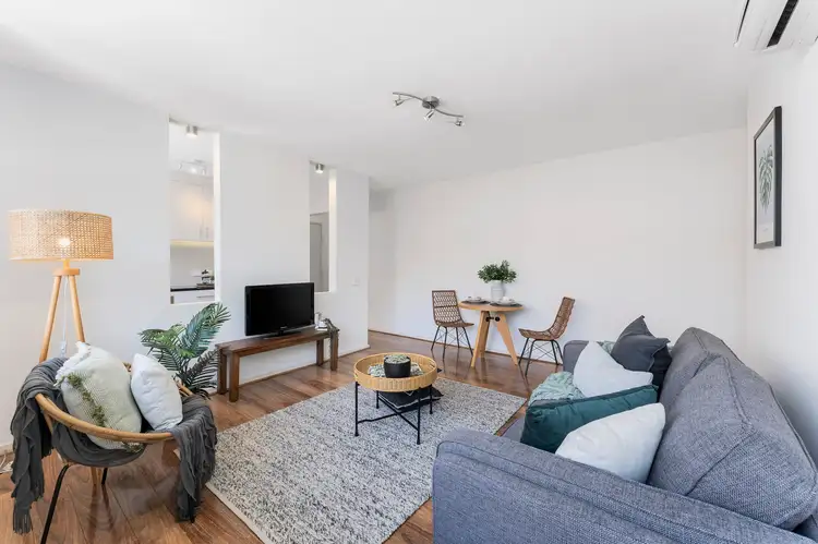 83 Denham Street