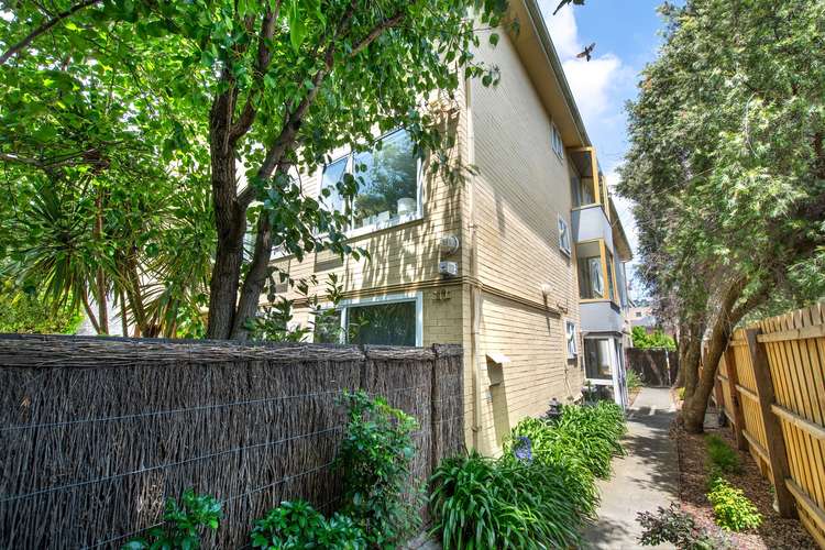 Main view of Homely apartment listing, 9/10 Liddiard Street, Hawthorn VIC 3122