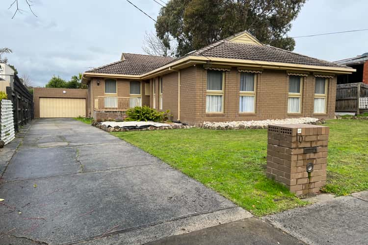 10 Basil Cres, Wheelers Hill VIC 3150