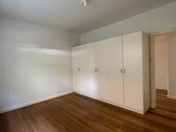Fourth view of Homely apartment listing, 1/3 Garden Court, Elwood VIC 3184