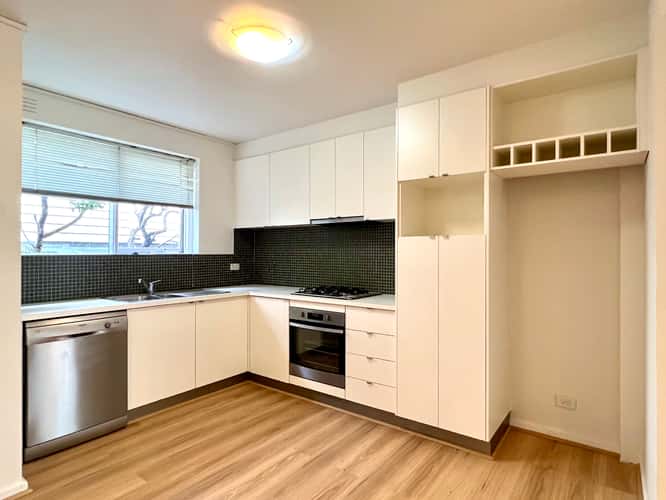Fourth view of Homely apartment listing, 5/12 Selwyn Avenue, Elwood VIC 3184