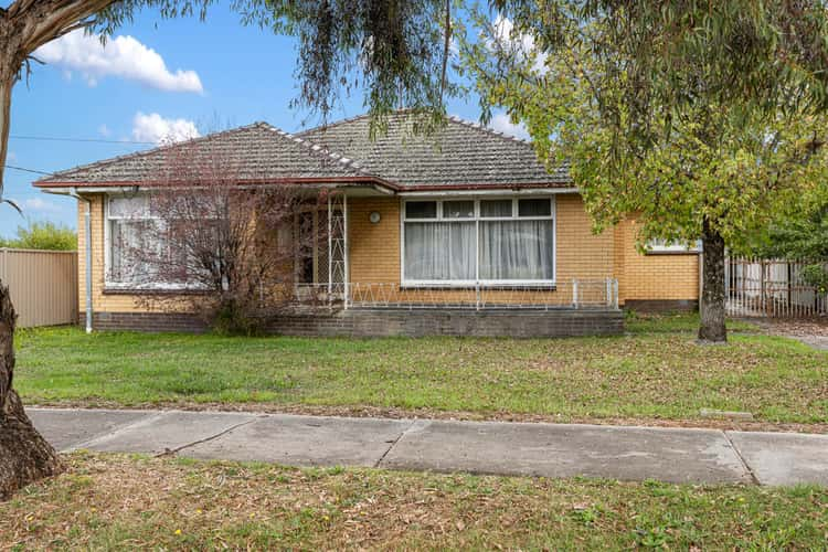 14 Sayle Street, Sebastopol VIC 3356