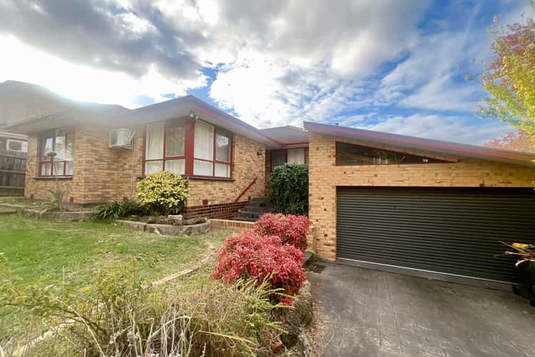 13 Glen Court, Glen Waverley VIC 3150