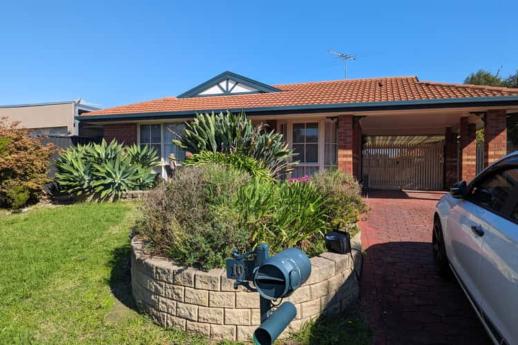 101 Rossiter Avenue, Roxburgh Park VIC 3064