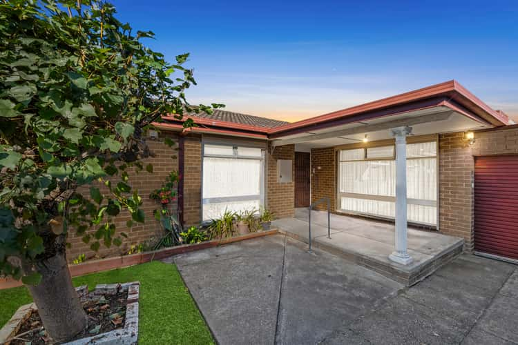 32 Ester Crescent, Clayton South VIC 3169