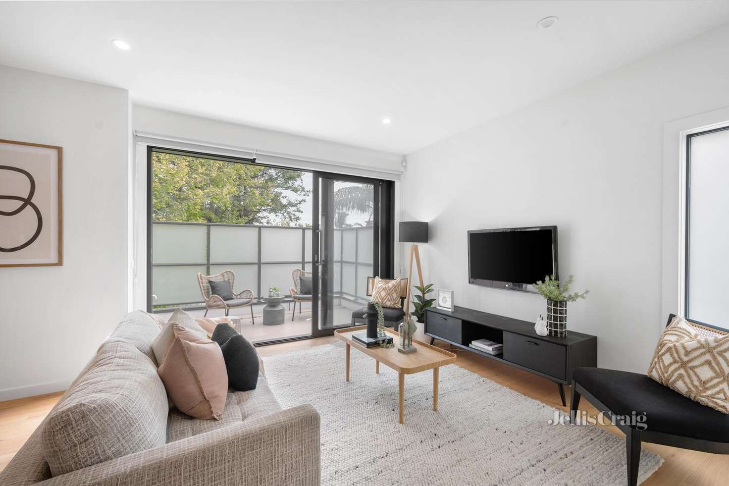 Main view of Homely townhouse listing, 5/37 Mavho Street, Bentleigh VIC 3204