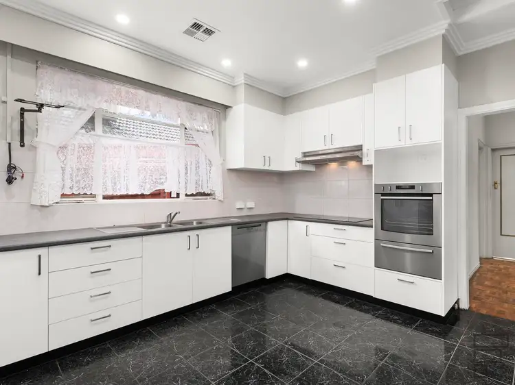 Fifth view of Homely house listing, 8 Sussex Road, Caulfield South VIC 3162