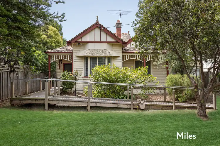 51 Ivanhoe Parade