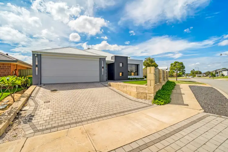 Second view of Homely house listing, 7 Mesa Link, Baldivis WA 6171
