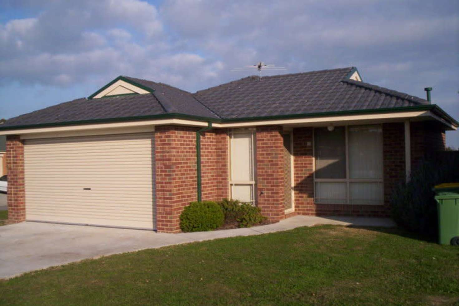 Main view of Homely house listing, 12 Rossi Close, Pakenham VIC 3810