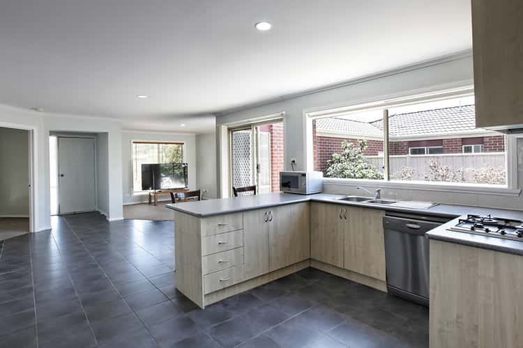 Fifth view of Homely unit listing, 2/66 Beauchamp Street, Kyneton VIC 3444