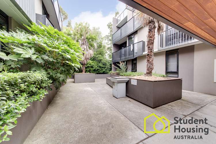 Third view of Homely apartment listing, 71 Riversdale Road, Hawthorn VIC 3122