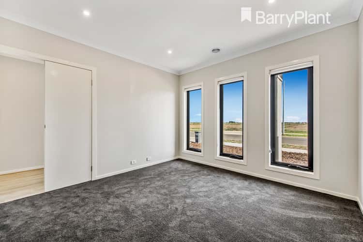Sixth view of Homely house listing, 33 Bruny Drive, Tarneit VIC 3029