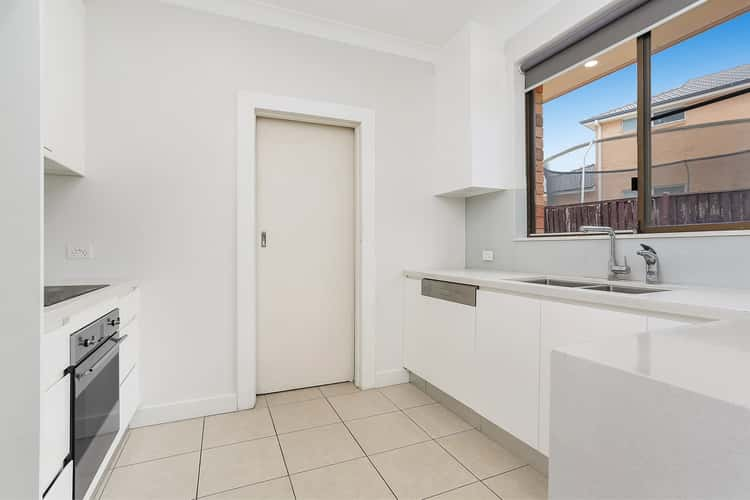 Second view of Homely villa listing, 2/70 Central Road, Beverly Hills NSW 2209