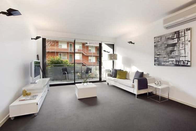 Third view of Homely apartment listing, 6/561 Glenferrie Road, Hawthorn VIC 3122