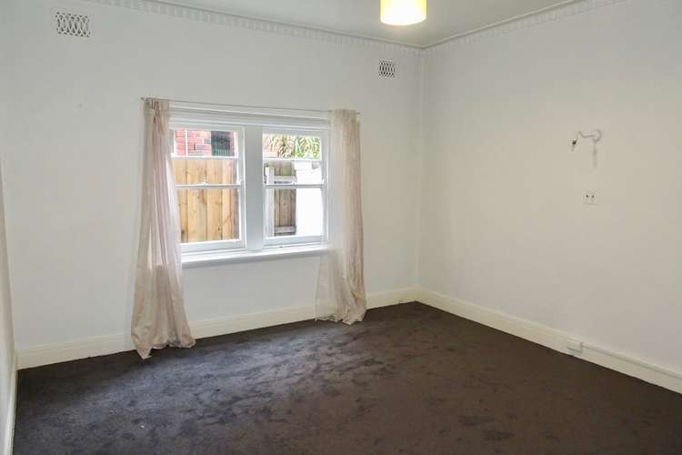 Third view of Homely apartment listing, 2/103 Merton Street, Albert Park VIC 3206
