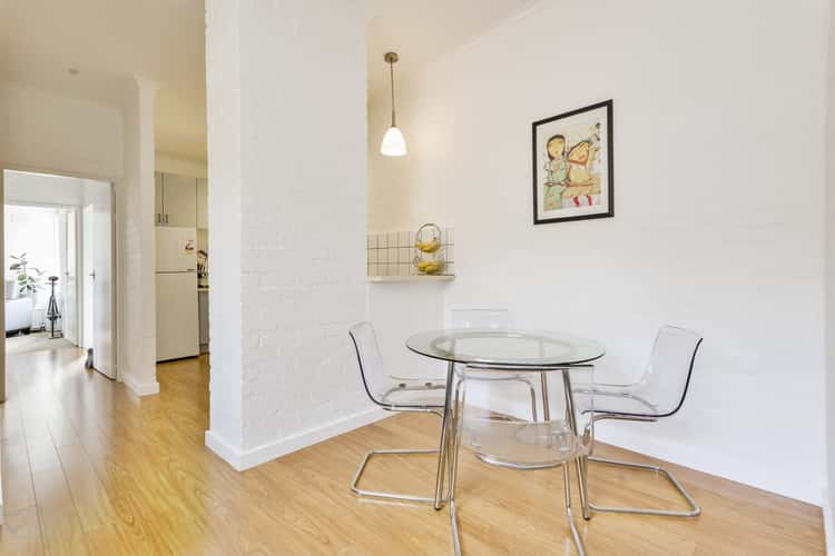 Third view of Homely apartment listing, 4/30 Ormond Road, Ascot Vale VIC 3032